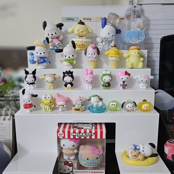 Meet your Posher, CoCo - Picture 4 of 4